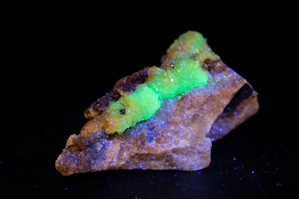 Adamite (Fluorescent)