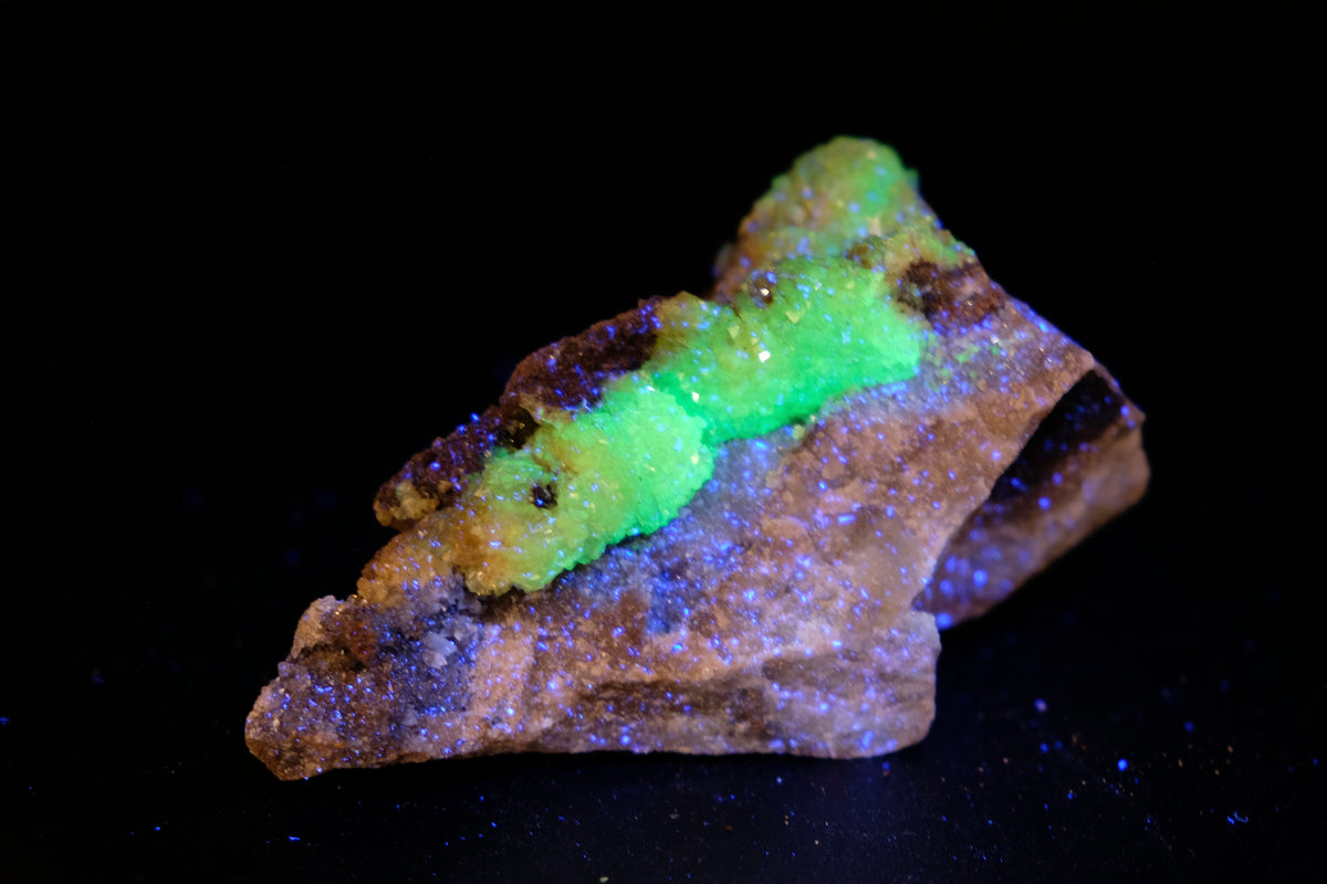 Adamite (Fluorescent)