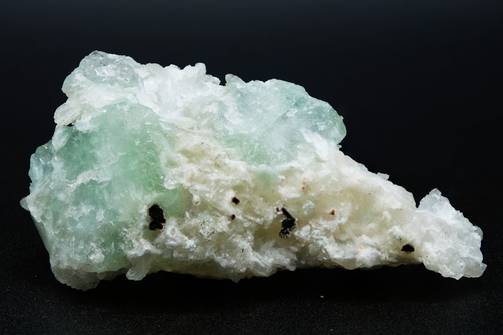 Fluorapophyllite and Stilbite