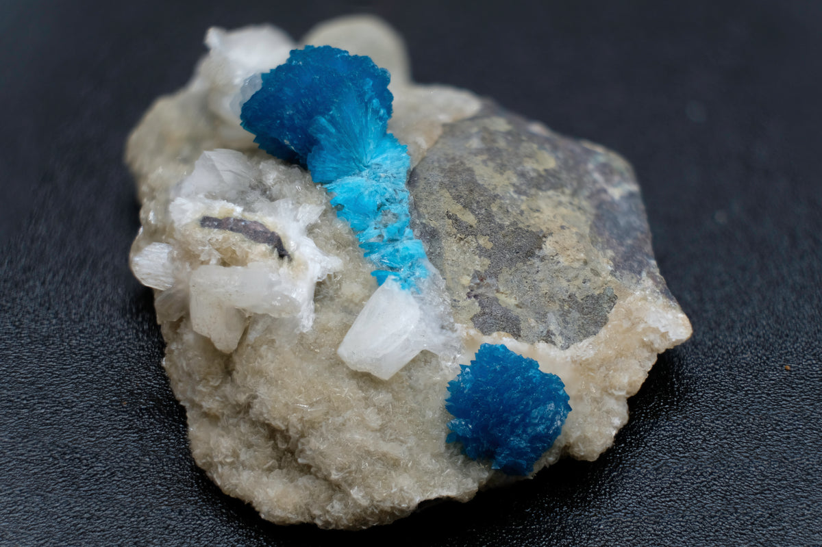 Cavansite