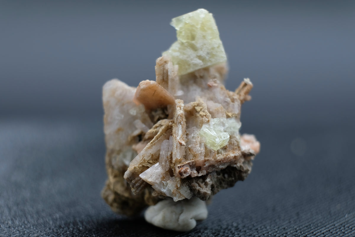 Leucophanite, Serandite, Albite (Type Locality)