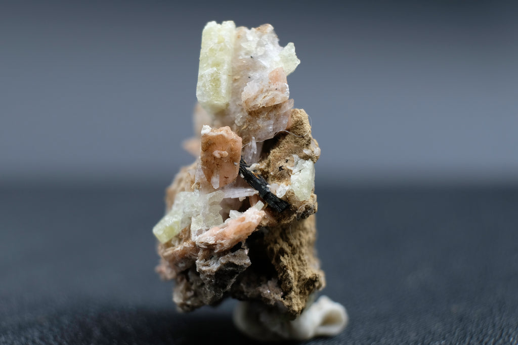 Leucophanite, Serandite, Albite (Type Locality)