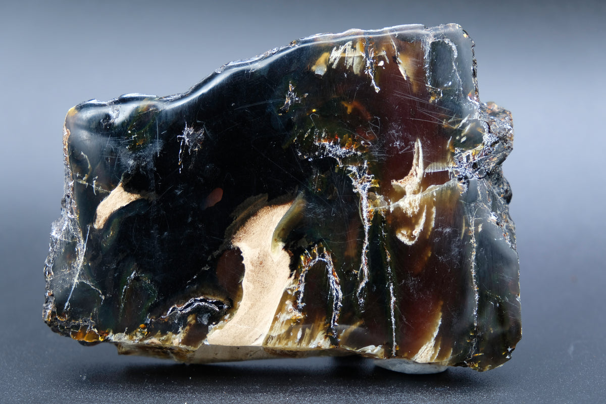 Indonesian Amber (Fluorescent)
