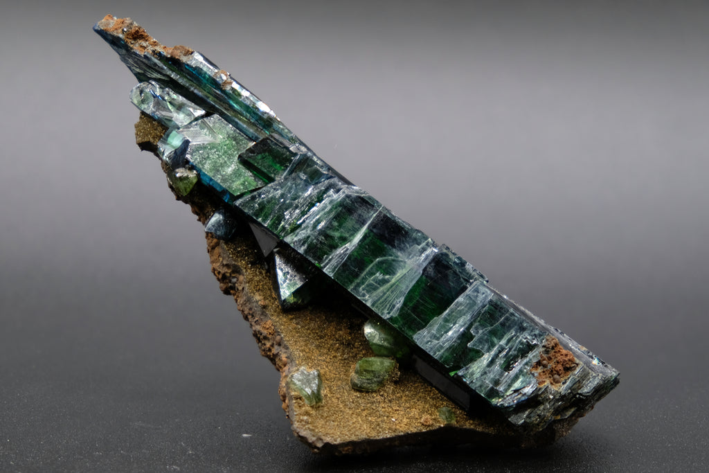 Vivianite, Ludlamite
