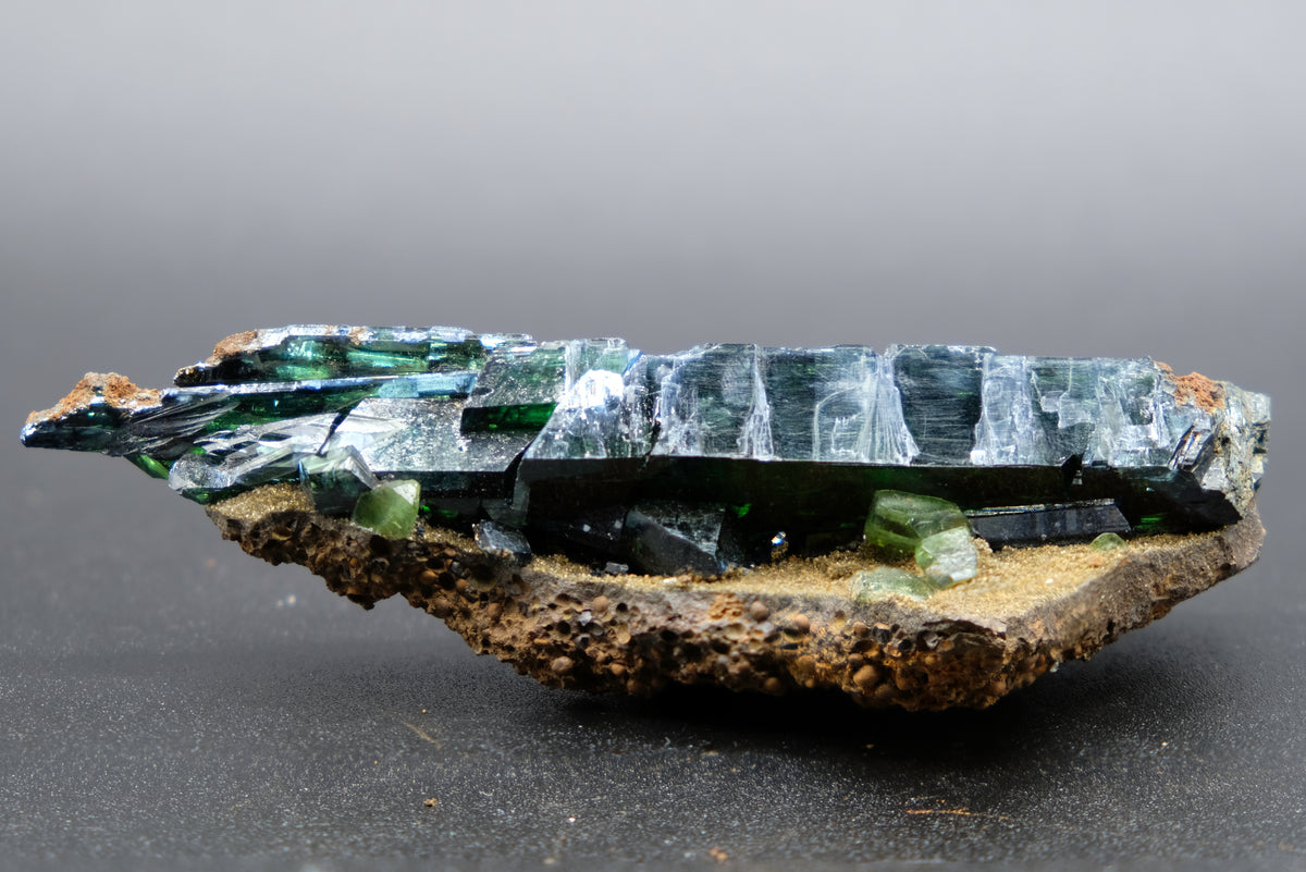 Vivianite, Ludlamite