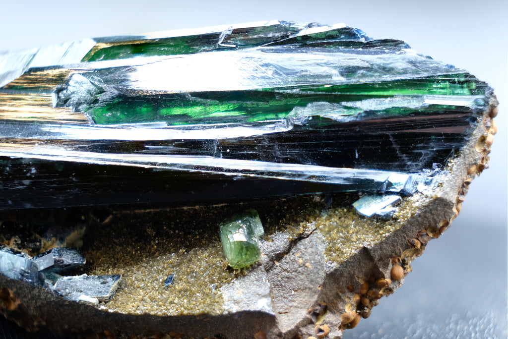 Vivianite, Ludlamite