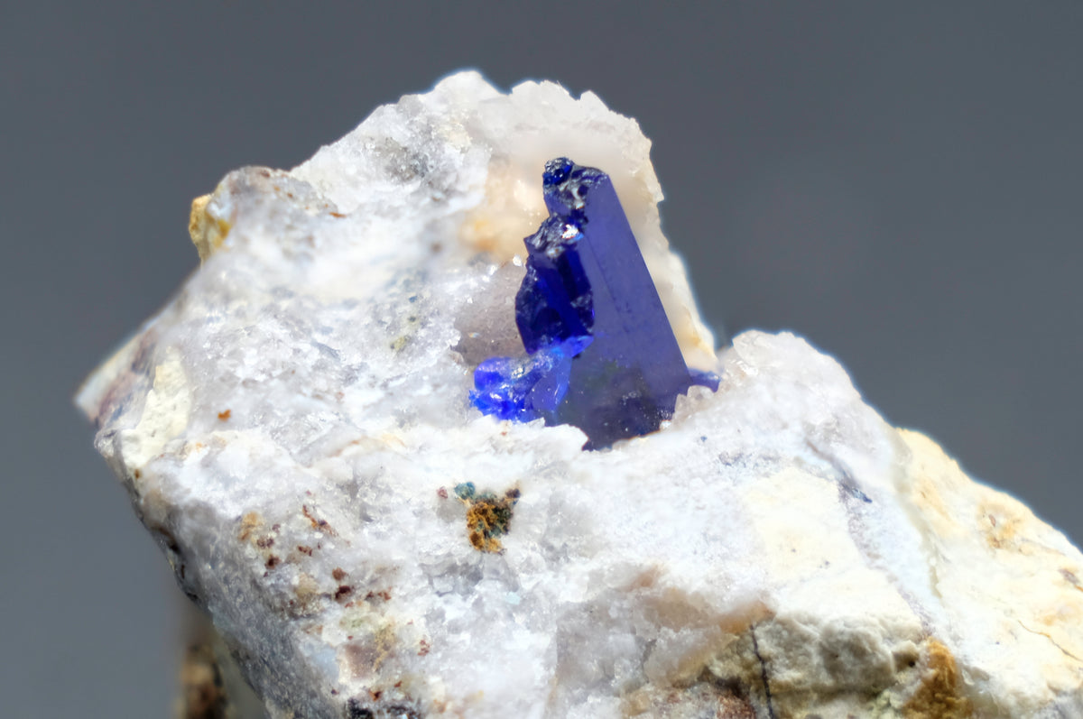 Linarite, Quartz
