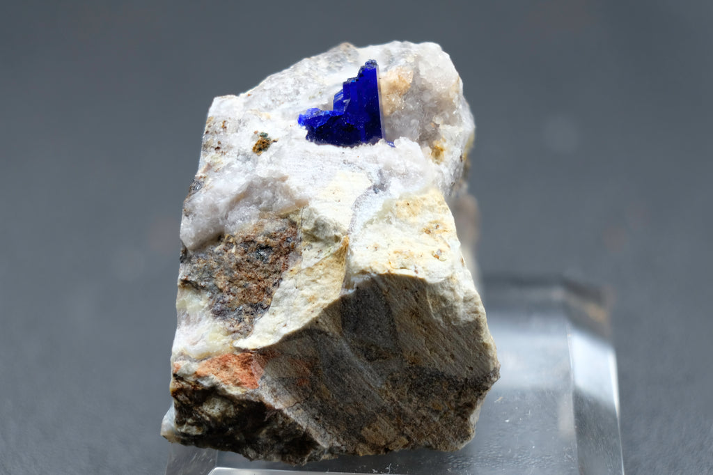 Linarite, Quartz