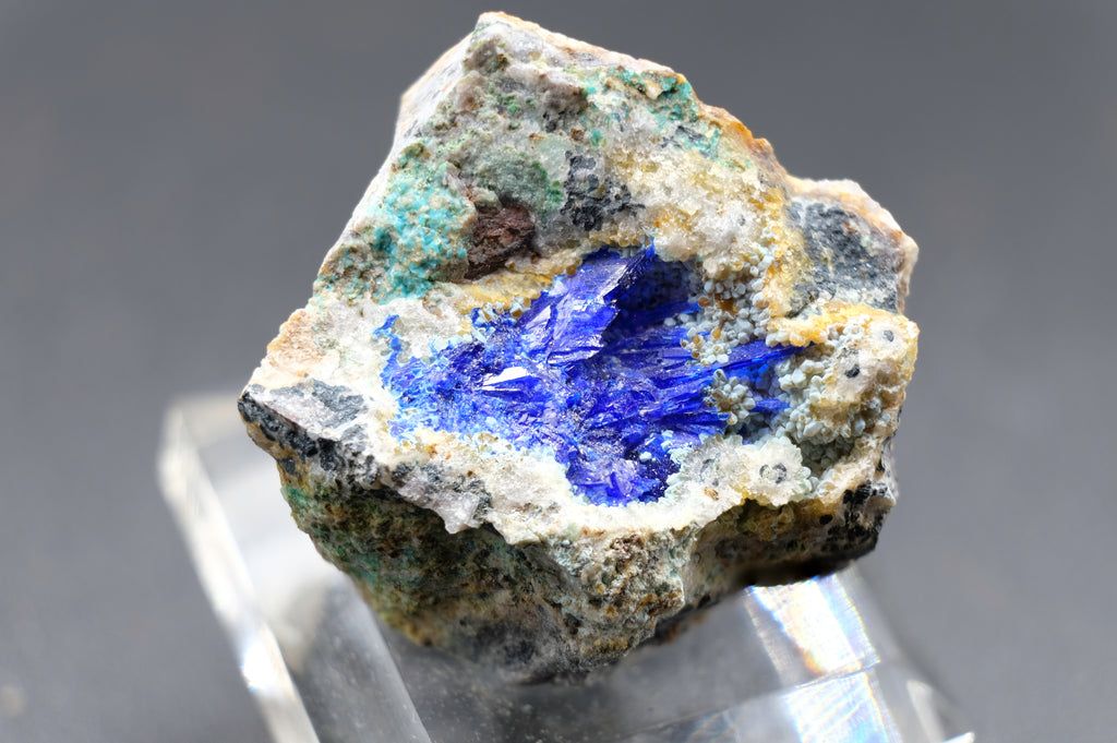 Linarite, Gearksutite, Quartz (Rare)